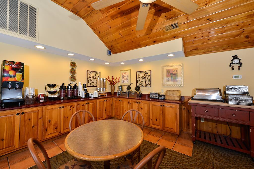 Baymont By Wyndham Pigeon Forge