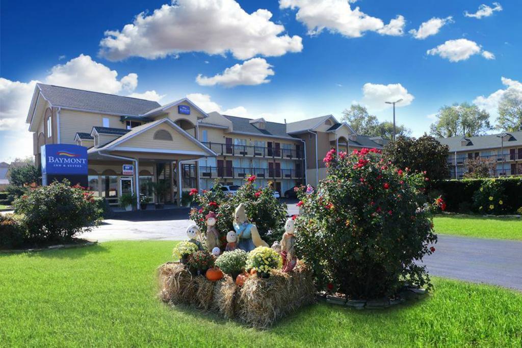 Baymont By Wyndham Pigeon Forge Sevierville