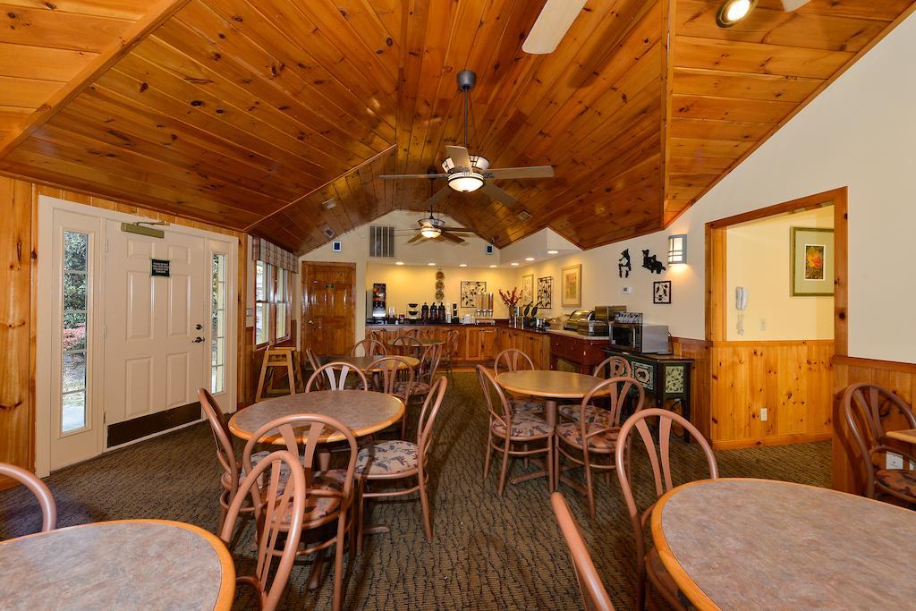 Baymont By Wyndham Pigeon Forge 2*